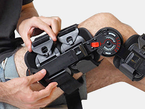 KD Medical Hinged ROM Knee Brace for Post-Surgery & Sports Recovery – Adjustable ROM with Enhanced Stabilization, ACL/MCL Support